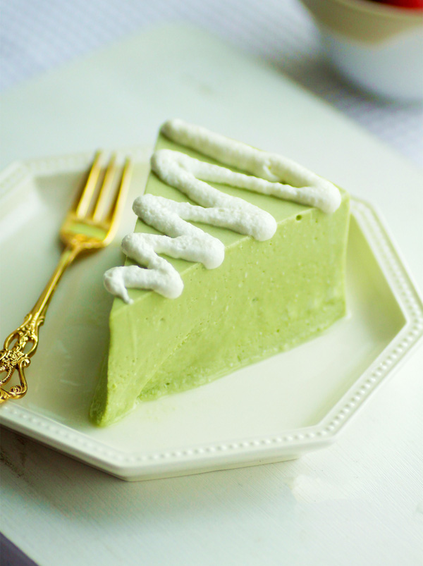 A cool and sweet scent of green tea cheesecake 1