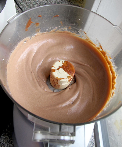 How to make delicious chocolate mousse without fear of fat! 9