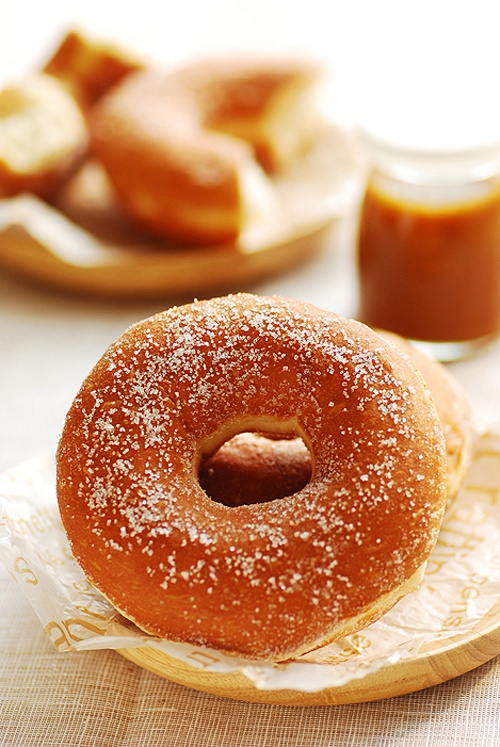 No need for an oven, making delicious soft donuts 1