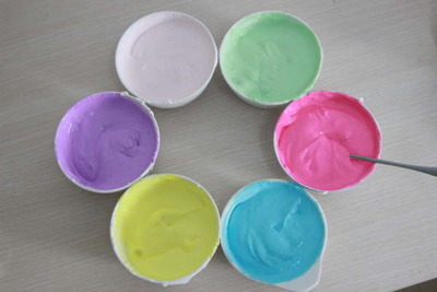 Rainbow mousse is extremely eye-catching and delicious 15