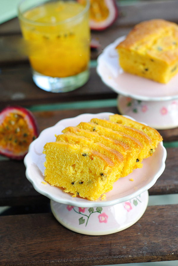 Sour attractive pineapple passion fruit cake 1